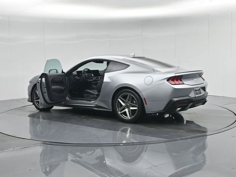 Used 2024 Ford Mustang Premium image 36