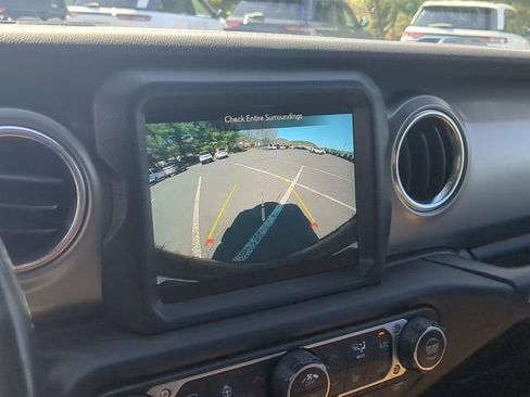 Certified 2021 Jeep Wrangler Unlimited Rubicon AWD/4WD image 14