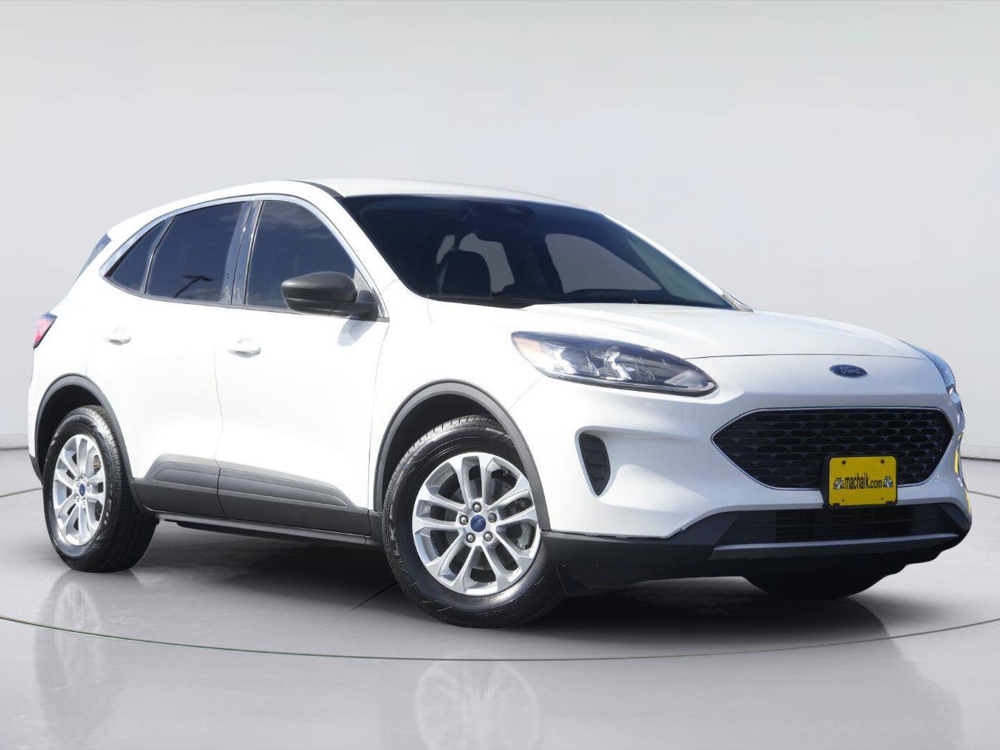 Used 2022 Ford Escape SE FWD image 2