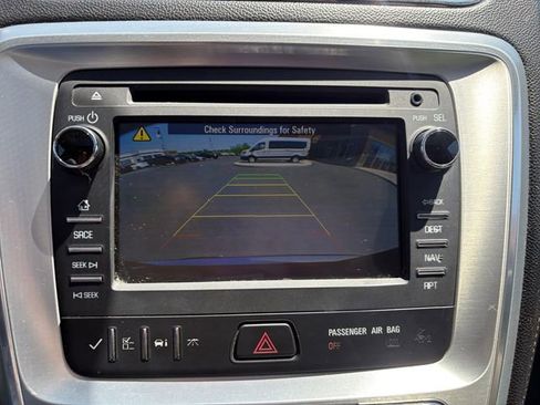 Used 2013 GMC Acadia SLT AWD/4WD image 26