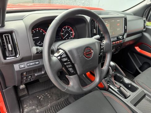 Certified 2025 Nissan Frontier PRO-4X w/ Interior Protection Package AWD/4WD image 12