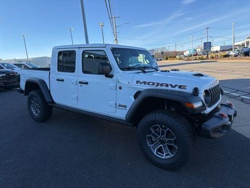 New 2026 Jeep Gladiator Mojave w/ Safety Group image 2
