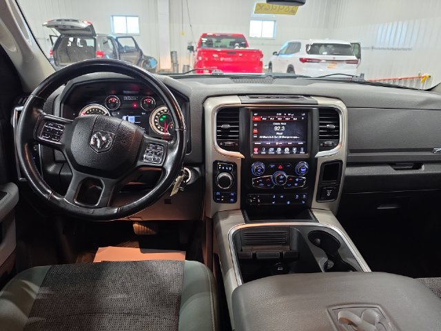 Used 2017 RAM 1500 Big Horn AWD/4WD image 9
