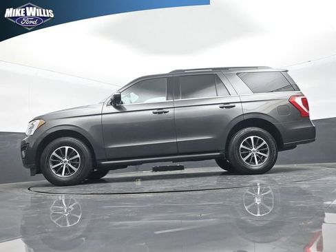 Used 2021 Ford Expedition XLT image 20