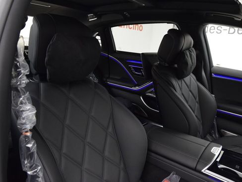 New 2026 Mercedes-Benz Maybach S 580 4MATIC image 17