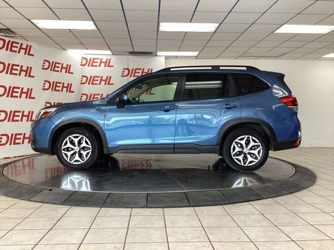 Used 2021 Subaru Forester Limited AWD/4WD image 4