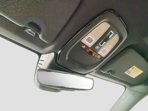 Certified 2023 Volvo XC60 B5 Ultimate w/ Protection Package Premier FWD image 20