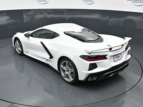 Used 2025 Chevrolet Corvette Stingray Premium Cpe w/ Z51 Performance Package RWD image 22
