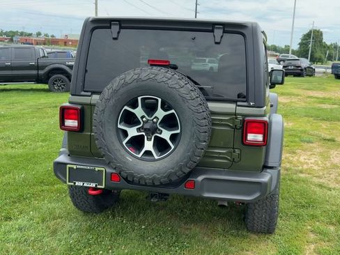 Used 2022 Jeep Wrangler Rubicon AWD/4WD image 6