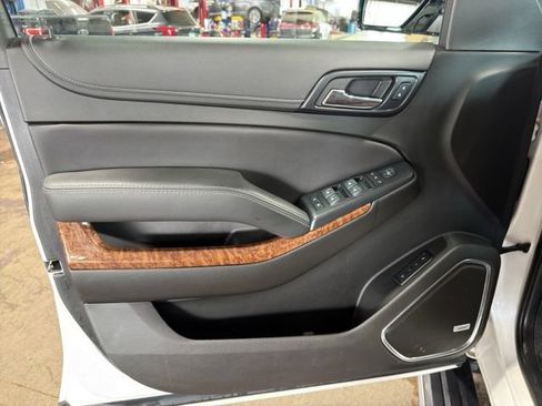 Used 2019 Chevrolet Suburban Premier w/ Premier Plus Edition AWD/4WD image 26