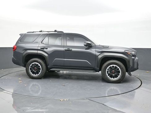 Used 2025 Toyota 4Runner TRD Off-Road image 18