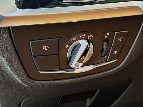 Used 2020 BMW X3 xDrive30i w/ Premium Package image 15