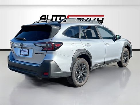 Used 2024 Subaru Outback Onyx Edition image 7