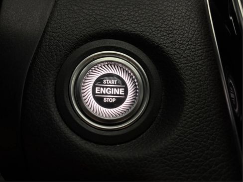Used 2020 Mercedes-Benz C 300 4MATIC Sedan image 38