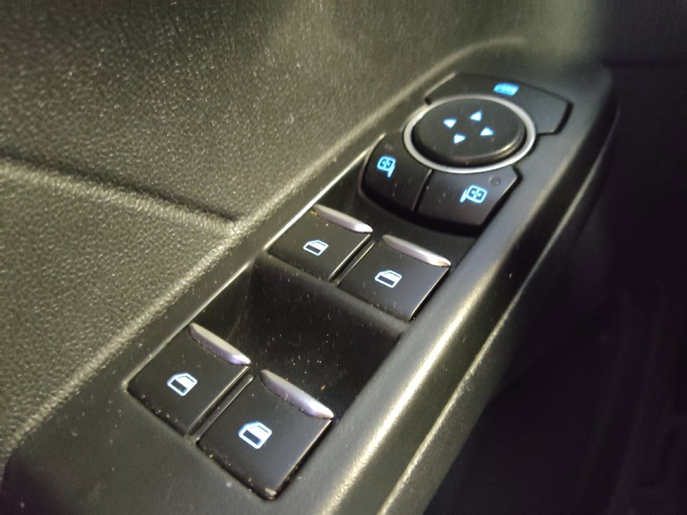 Used 2022 Ford Escape SE w/ Convenience Package FWD image 27