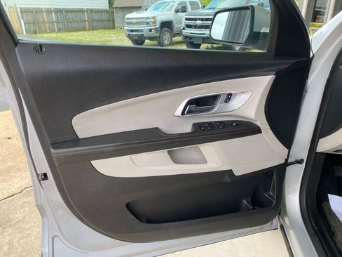 Used 2015 Chevrolet Equinox LT w/ Driver Convenience Package FWD image 12