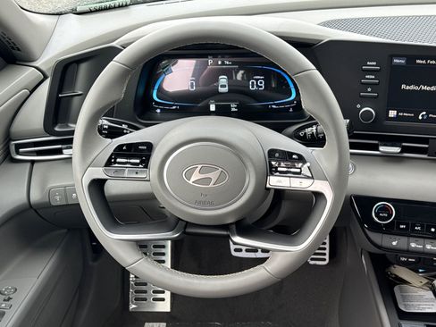 New 2026 Hyundai Elantra SEL Sport image 23