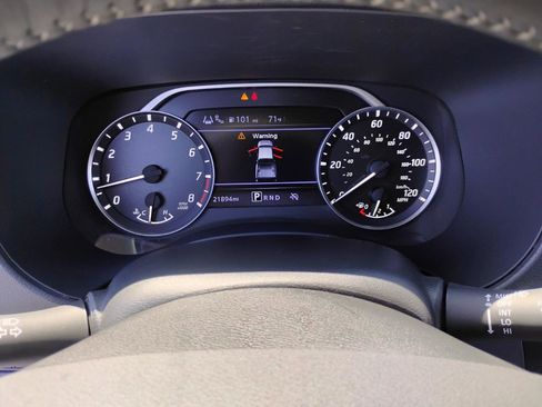 Used 2023 Nissan Frontier SV w/ SV Convenience Package RWD image 22