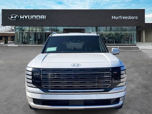 New 2026 Hyundai Palisade Calligraphy FWD image 2