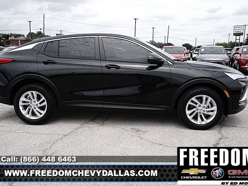 New 2026 Buick Envista Preferred FWD image 8