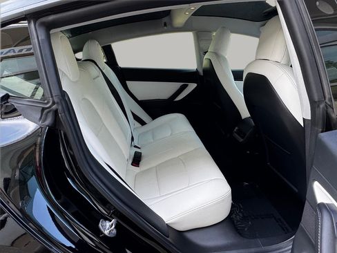 Used 2021 Tesla Model 3 Performance AWD/4WD image 18