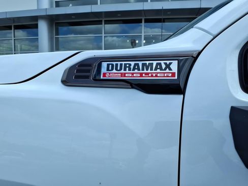 Used 2026 GMC Sierra 2500 AT4X AWD/4WD image 9