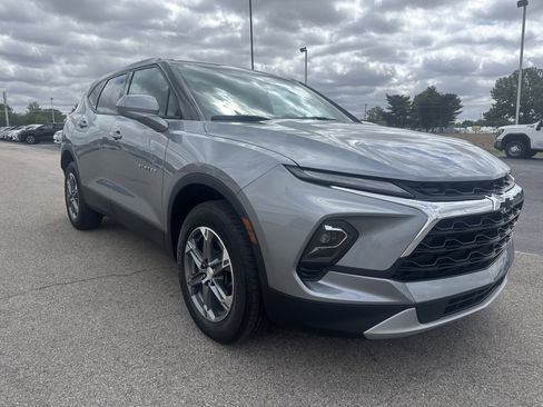 Used 2024 Chevrolet Blazer LT w/ Driver Confidence Package FWD image 7