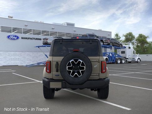 New 2026 Ford Bronco Outer Banks image 5