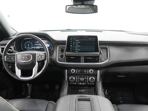 Used 2023 GMC Yukon XL SLT w/ SLT Premium Package AWD/4WD image 18