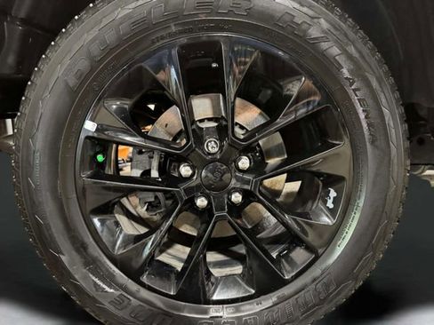 Used 2021 Jeep Wrangler Unlimited Sahara AWD/4WD image 35
