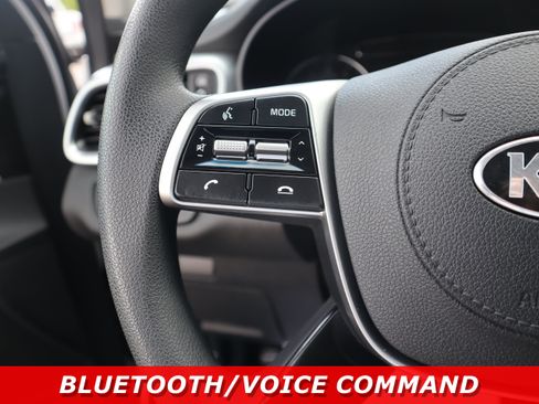 Used 2019 Kia Sorento AWD V6 image 15