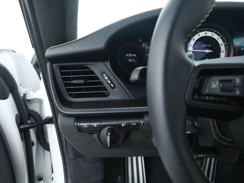 Used 2024 Porsche 911 GT3 RWD image 30