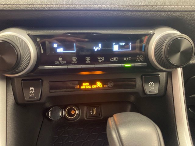 Certified 2025 Toyota RAV4 LE AWD/4WD image 21