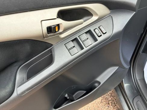 Used 2009 Toyota Matrix w/ PWR Pkg FWD image 15