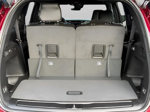 New 2025 Jeep Grand Cherokee L Altitude image 10