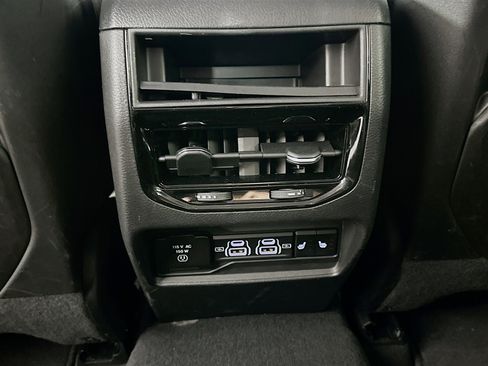 Used 2022 Jeep Grand Cherokee Limited 4xe w/ Luxury Tech Group II image 28