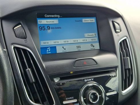 Used 2016 Ford Focus Titanium w/ Exterior Protection Package FWD image 16