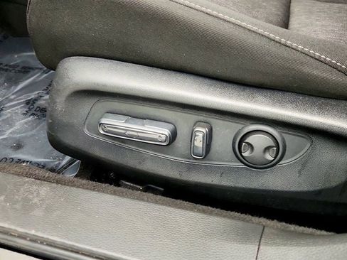 Used 2023 Honda Accord EX image 12