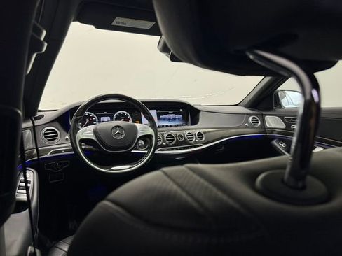 Used 2017 Mercedes-Benz S 550 Sedan image 43