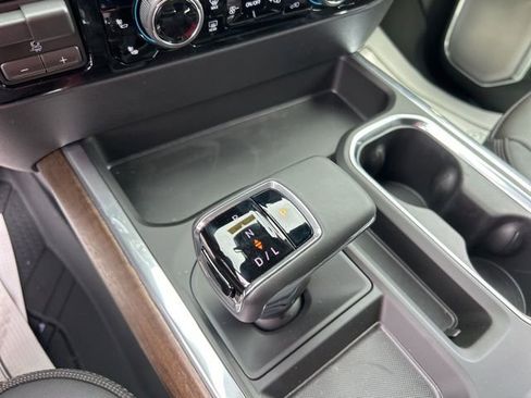 New 2026 Chevrolet Silverado 1500 High Country w/ High Country Premium Package AWD/4WD image 27