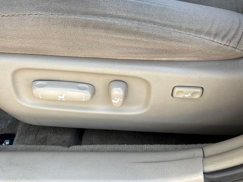 Used 2006 Toyota Camry LE FWD image 12