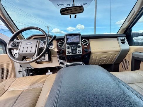 Used 2013 Ford F250 Lariat w/ Lariat Ultimate Pkg image 23