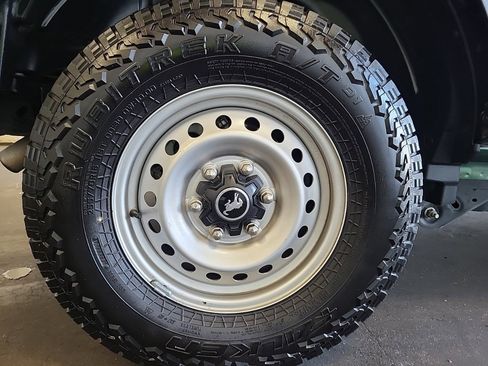 Used 2023 Ford Bronco 4-Door AWD/4WD image 10
