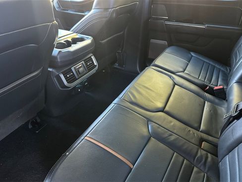 Used 2023 Ford F150 Platinum image 12