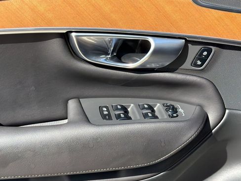 Certified 2023 Volvo XC90 B6 Plus AWD/4WD image 26