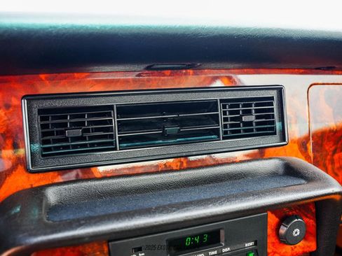 Used 1987 Jaguar XJ6 image 52