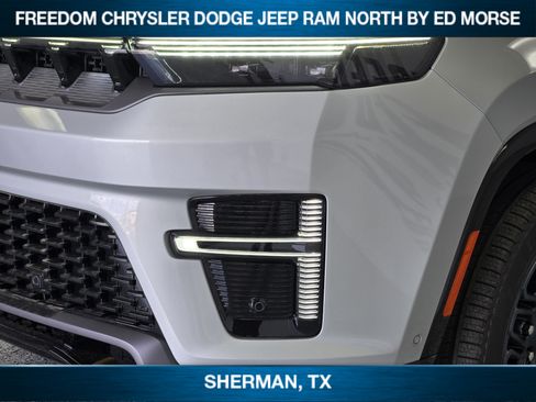 New 2026 Jeep Grand Wagoneer L 4WD image 5