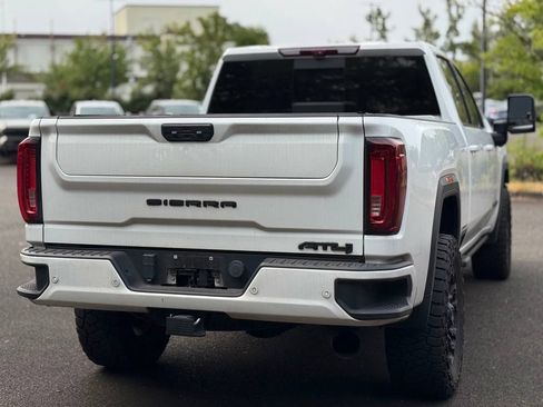 Used 2023 GMC Sierra 2500 AT4 w/ AT4 Premium Plus Package AWD/4WD image 5