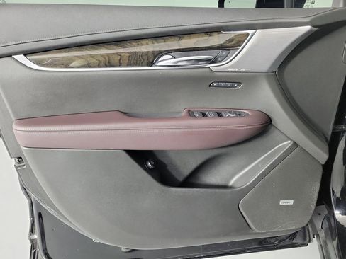 Used 2021 Cadillac XT6 Premium Luxury image 20