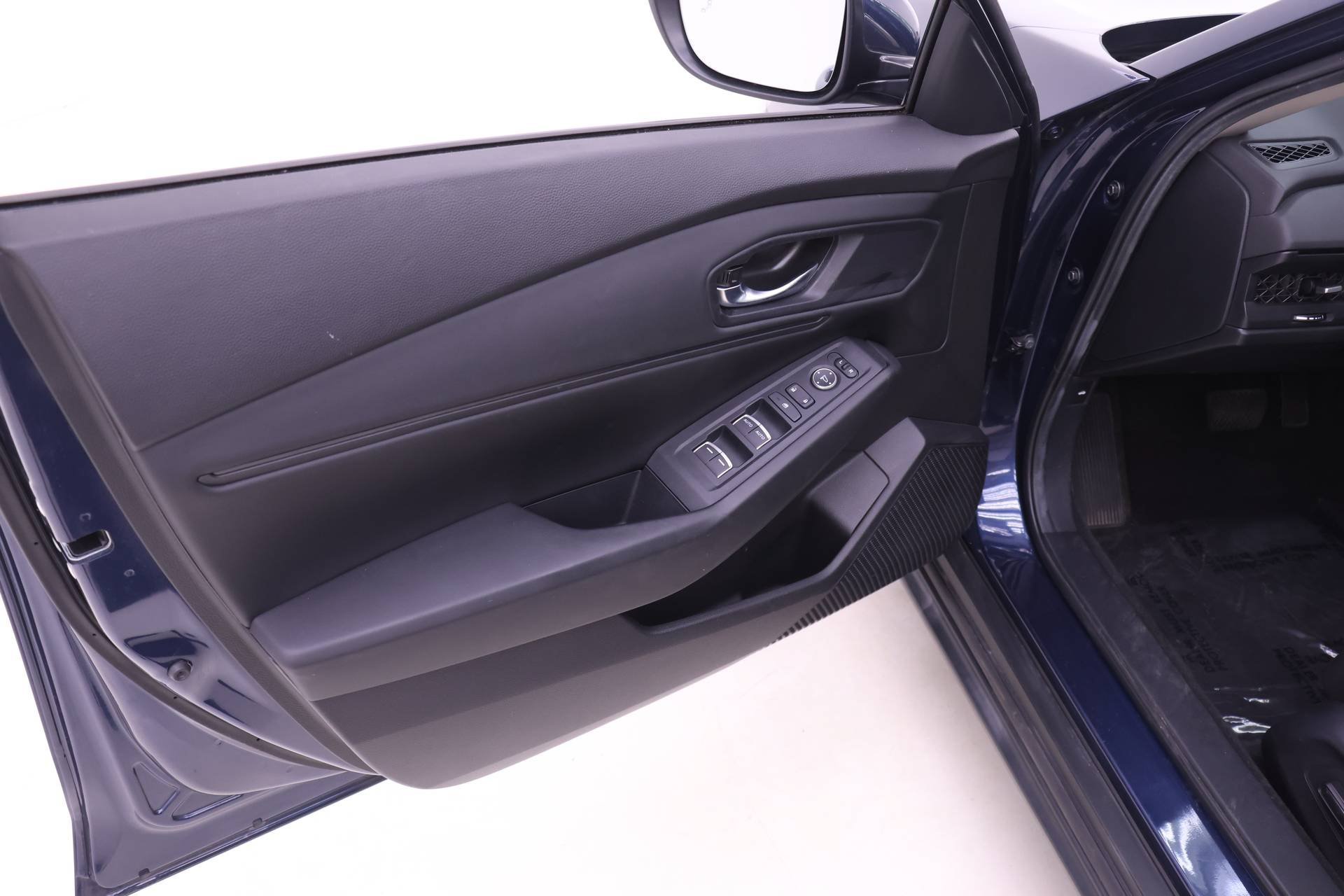 Certified 2024 Honda Accord EX image 9